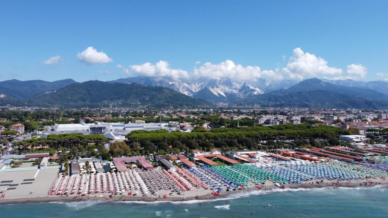 Nonna Piera Bed & Breakfast Marina Di Carrara Exterior photo