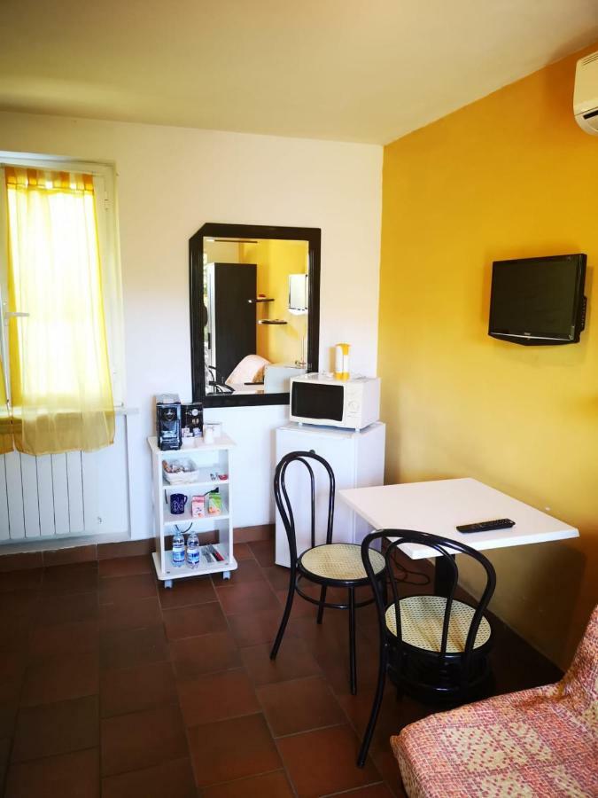 Nonna Piera Bed & Breakfast Marina Di Carrara Exterior photo